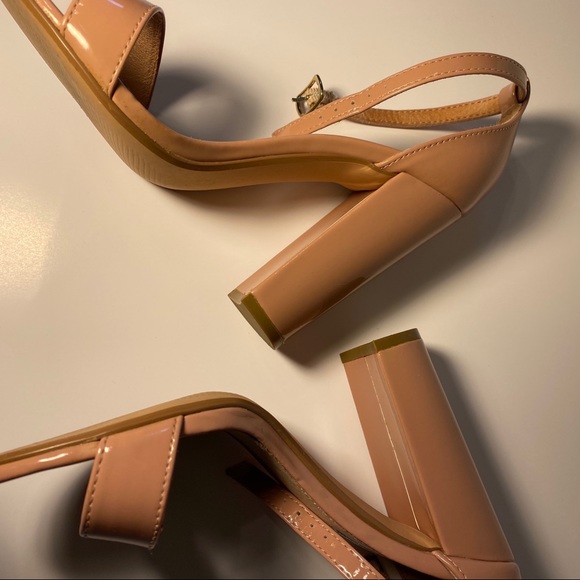 Steve Madden Open Toed Heels - Picture 6 of 6